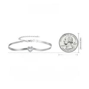 Size chart for S925 sterling silver heart bracelet with dimensions and coin reference