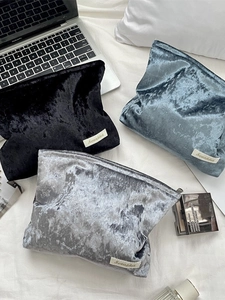 Large Capacity Velvet Makeup Bag Portable Cosmetic Pouch Travel Toiletry Case Organizer For Women Soft Solid Color Zip