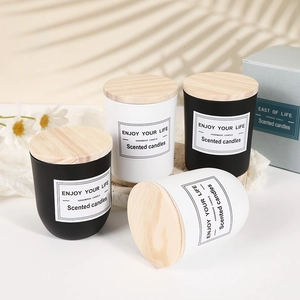 Scented Candle In Glass Jar With Wood Lid Soy Wax Aromatherapy Home Fragrance Smokeless Relaxing Atmosphere
