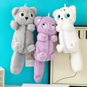 Trousses chat en peluche gris, violet et blanc avec longues queues et grands yeux brodés