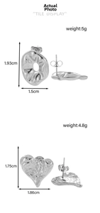 Detailed size specifications for silver heart and irregular circle stud earrings