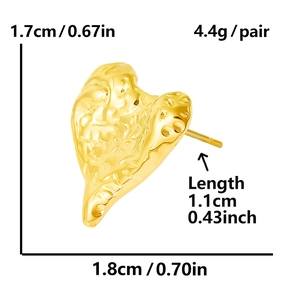 Detailed dimensions of 18k gold irregular heart earrings in a 45-degree angle view