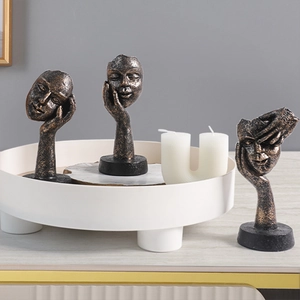 Sculpture abstraite en résine Silence est d'Or figurine pour déco maison et bureau