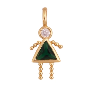 Détail d'un pendentif fille plaqué or 18K avec des cristaux de zircon vert et clair