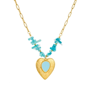 In-style heart pendant necklace with irregular blue stones and gold chain detail