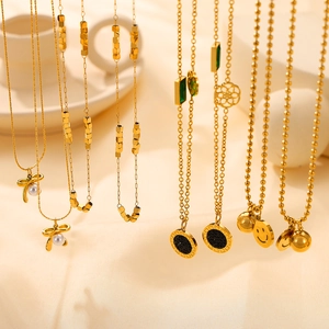 Fashion Gold Plated Stainless Steel Pendant Necklace For Women Simple Geometric Smiley Face Bowknot Imitation Artificial Pearl Rhinestone