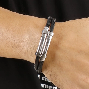 Bracelet double en cuir tressé noir pour homme avec fermoir magnétique en acier inoxydable