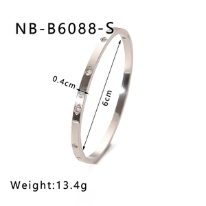Detailed dimensions of silver floral engraved bangle with 6cm diameter and 13.4g weight