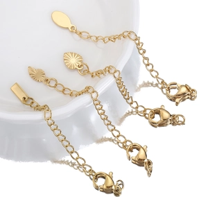 Chaînes d'extension en acier plaqué or 18k avec fermoirs homard et pendentifs cœur