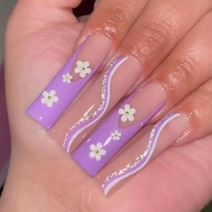 Long Coffin Press On Nails Purple Lavender With 3D White Daisy Flower Design And Silver Glitter Wave Line Elegant