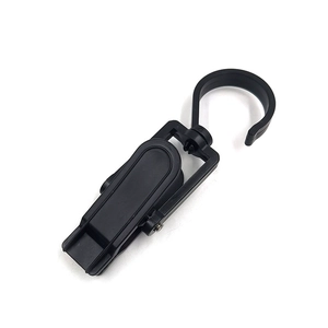 Multifunctionele zwarte plastic 360 graden draaibare haakclip voor hoeden en kleding