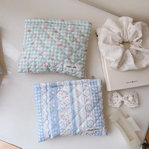 Pochettes matelassées en coton fleuri avec motifs à carreaux et fleurs de tulipe