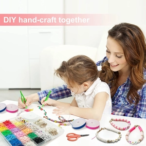 DIY Bunte Fimo-Perlen-Set für die Schmuckherstellung mit Mutter und Tochter
