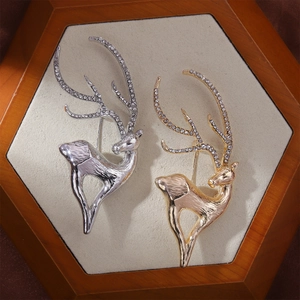 Vintage Baroque deer brooches in gold and silver finish with sparkling crystal inlay