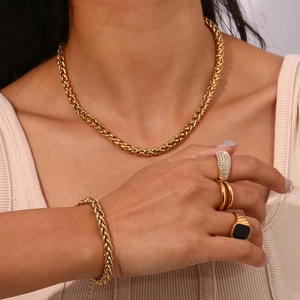 Golden 6mm basket chain jewelry set with necklace bracelet and gemstone rings