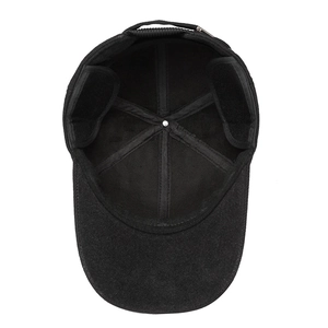 Winter baseball cap for middle-aged men featuring foldable ear flaps and warm lining