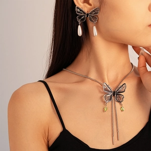 Vintage Butterfly Pendant Long Necklace And Earrings Alloy Rhinestone Glass Drop Adjustable Silver Earring Post Jewelry