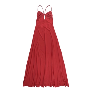 Detail of red backless vacation dress featuring sleek straps and chest cutout design