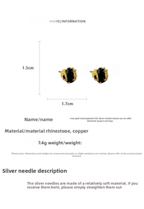 Vue détaillée des boucles d'oreilles dorées avec aiguille en argent 925 et dimensions du produit