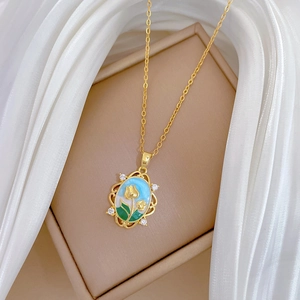 Elegant gold titanium steel necklace with floral tulip enamel pendant and zircon inlay