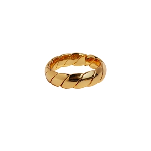 Adjustable 24k gold-plated ring featuring a minimalist wavy braided texture design