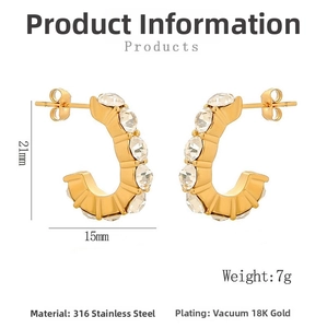 Detailed view of C-shaped stainless steel earrings with 18K gold plating and dimensions