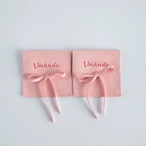 Sacchetto per gioielli in microfibra scamosciata rosa sacchetto di imballaggio quadrato scamosciato con fiocco in nastro per anello collana conservazione gioielli sacchetto regalo