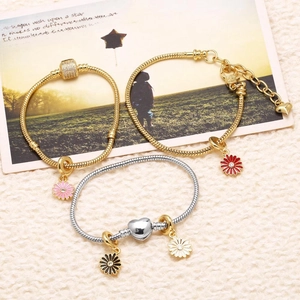 Elegant 18k gold plated daisy flower heart snake chain bracelets in three metallic finishes