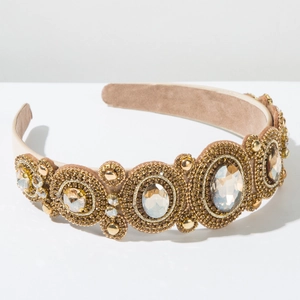Detailed view of Baroque headband with champagne crystals and golden metal beadwork