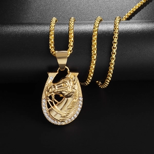 Horseshoe Horse Head Pendant Necklace Alloy Rhinestone Hip Hop Fashion Jewelry Men Women Electroplated Box Chain Punk Style