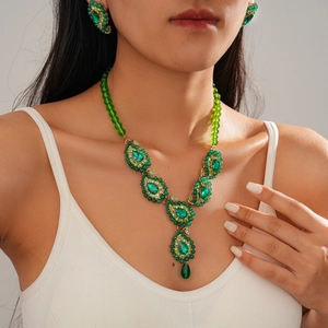 Vintage Emerald Green Necklace And Earrings Set Alloy Rhinestone Acrylic Glass Beads With Silver Earring Post Women