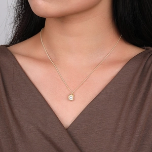 Elegant S925 silver necklace with white pearl pendant worn by model on skin