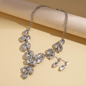 Luxurious silver leaf jewelry set with sparkling marquise rhinestones and necklace