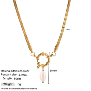 18K gold plated stainless steel necklace with round clasp and white freshwater pearl