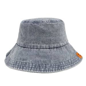 Cappello da pescatore vintage in denim lavato blu-grigio con etichetta arancione
