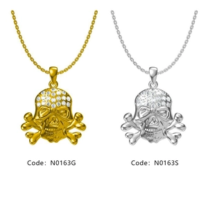 Pendentifs crâne hip hop en or et argent sertis de strass brillants avec chaînes fines