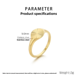 Detailed view of 9mm sunburst stainless steel ring with 18K gold plating and weight specs