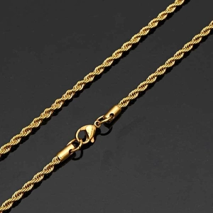 Detail of 18K gold plated stainless steel rope chain with a secure lobster clasp closure
