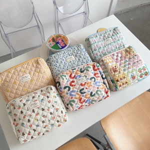 Quilted Makeup Bag Floral Cotton Cosmetic Storage Pouch Korean Style Portable Travel Toiletry Organizer For Women Girls