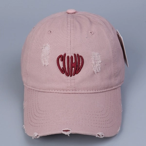 Casquette de baseball rose délavée avec broderie CUHD et détails déchirés vintage