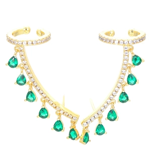 Ear cuff dorati con micro cristalli bianchi e pendenti a goccia di smeraldo a forma di pera