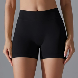 Détail du short cycliste sans couture à taille haute avec bande de compression côtelée