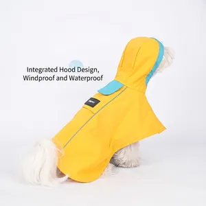 Impermeabile per cani con strisce riflettenti e cappuccio per cani di piccola taglia