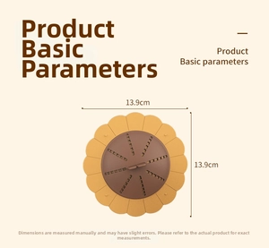 Product dimensions of the flower-shaped silicone drain cover measuring 13.9cm by 13.9cm