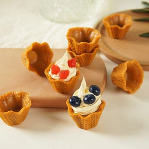 Caramel waffle texture dessert bowls with scalloped edges for DIY sundae crafts