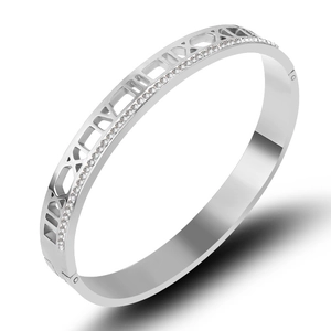 Bracciale in acciaio al titanio con numeri romani e pietre di zircone scintillanti