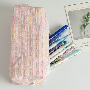 Detailed view of pink textured tweed pencil case with large capacity and white zipper