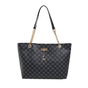 Borsa tote nera retrò con motivo a rombi, catena dorata e ciondolo a cervo