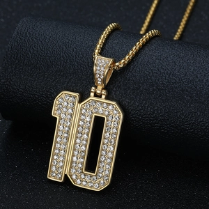 Collar hip hop bañado en oro con colgante número 10 y cristales brillantes para hombre