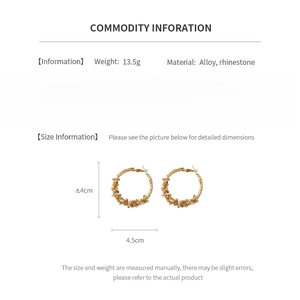 Tableau détaillé des tailles et poids pour grandes boucles d'oreilles créoles strass